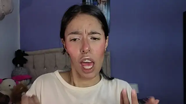 stephania t online show from July 9, 3:25 pm