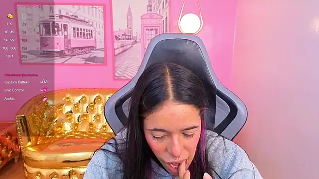 stephania t online show from February 15, 12:37 pm