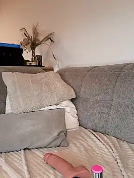 Secret couple  online show from October 20, 5:54 am