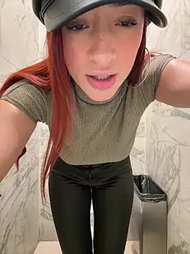 ariiel  online show from March 8, 5:06 pm