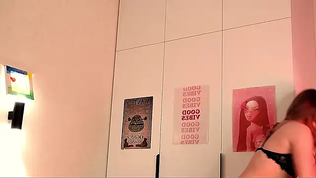 SIlviaBeyt online show from February 23, 9:36 pm