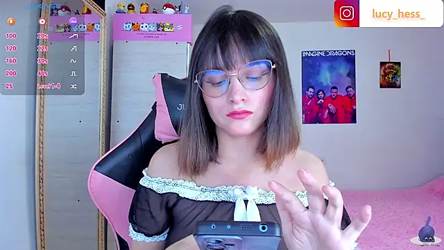 Lucyy-hess online show from December 17, 8:35 pm