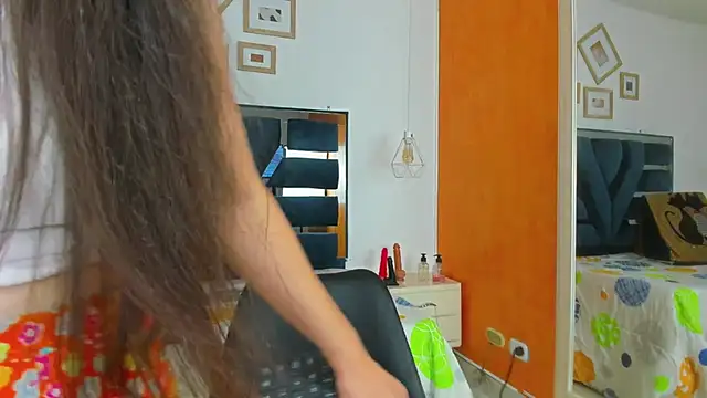 LolaBoobs online show from July 31, 12:17 pm