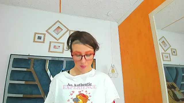 LolaBoobs online show from August 1, 12:29 pm