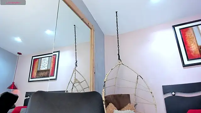 ebbafernandez  online show from July 5, 12:22 pm