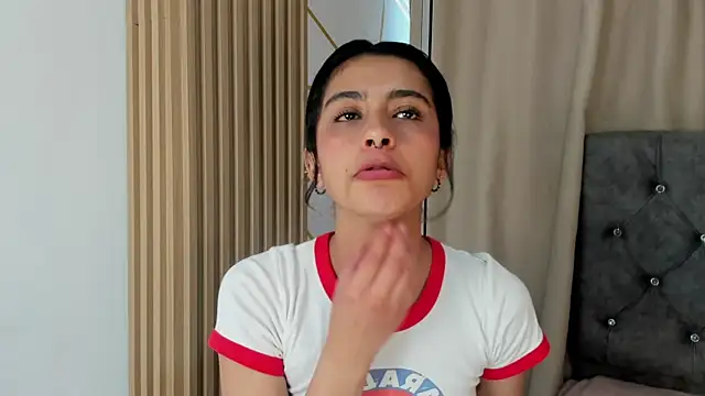 Alyssa jones online show from February 26, 5:56 pm