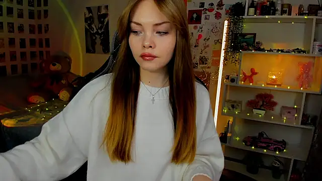 AkiraKatsu online show from November 29, 10:30 am