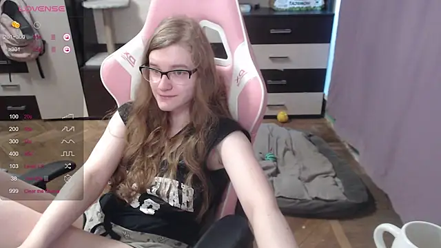 Tomato Tease online show from September 9, 10:15 am