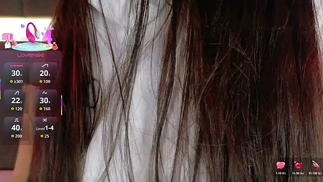 nicolle pierce online show from November 17, 1:23 pm