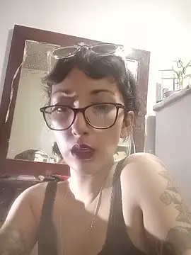 HighLilith online show from September 17, 4:27 pm