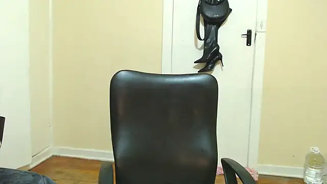 kittykhloe22 online show from July 24, 1:53 pm