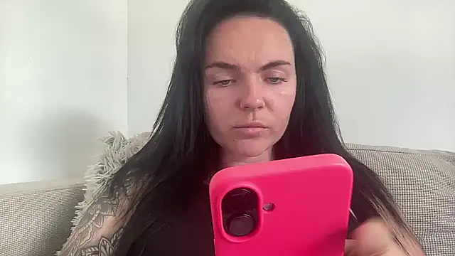 yorkshiregal online show from October 22, 1:27 pm