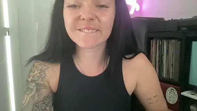 Snapshot of yorkshiregal chatting on September 15, 8:00 am yorkshiregal online show from September 15, 8:00 am