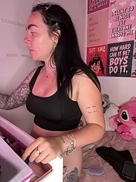 yorkshiregal online show from April 22, 6:54 am