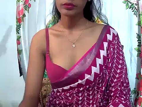 Snapshot of sexy_janu25 chatting on October 23, 1:17 pm sexy janu25 online show from October 23, 1:17 pm