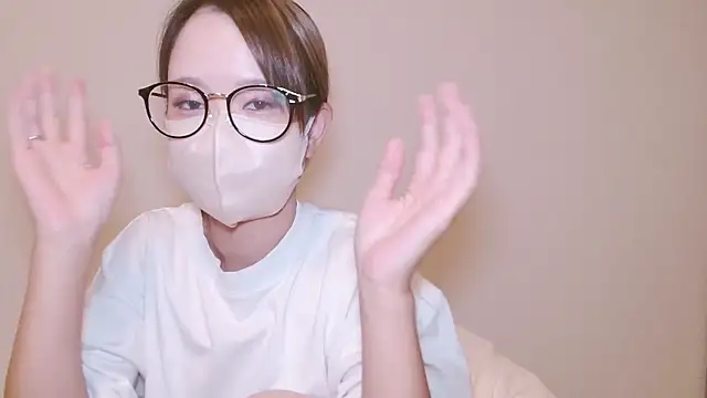  hina chan  online show from June 10, 1:54 pm