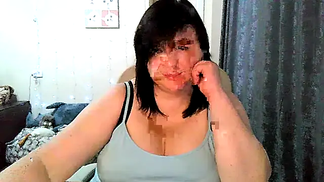 EmiliaLooo online show from May 30, 4:54 am