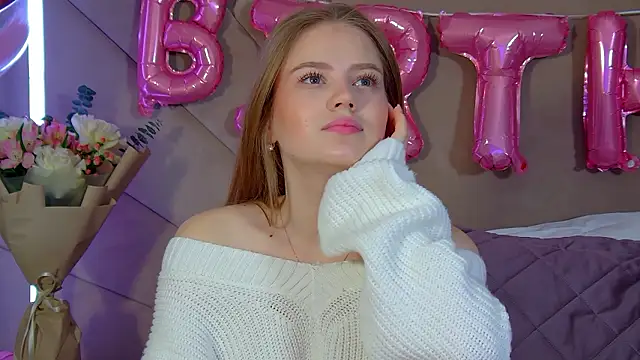 SelinSwarovski online show from February 6, 6:11 pm