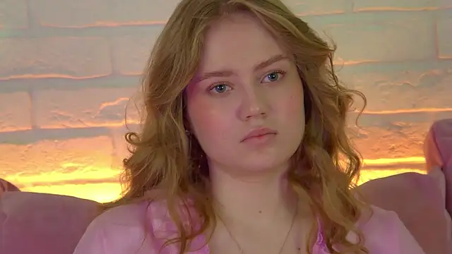 SelinSwarovski online show from November 6, 6:03 pm