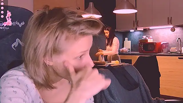 KatiKate online show from October 25, 5:31 pm