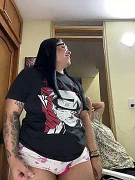 alissonfernandez  online show from November 14, 2:11 am