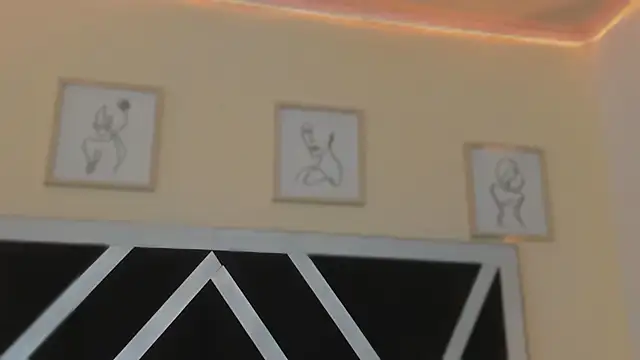 marian pinzon online show from December 16, 2:39 am