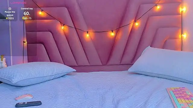 hornybarelylegalgirl online show from September 24, 1:10 pm