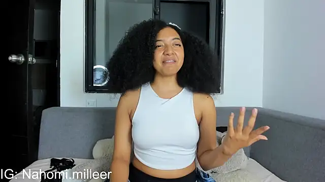 NAHOMI MILLER online show from December 19, 7:55 am