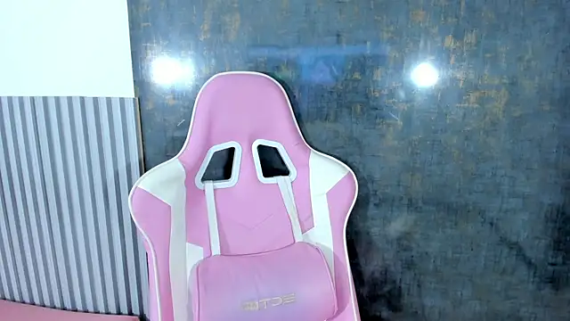 lana boomer online show from October 1, 8:14 pm