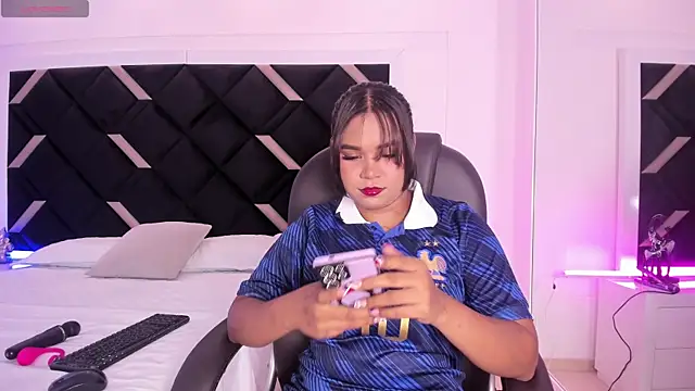 Carolina Evanss online show from June 17, 4:14 am