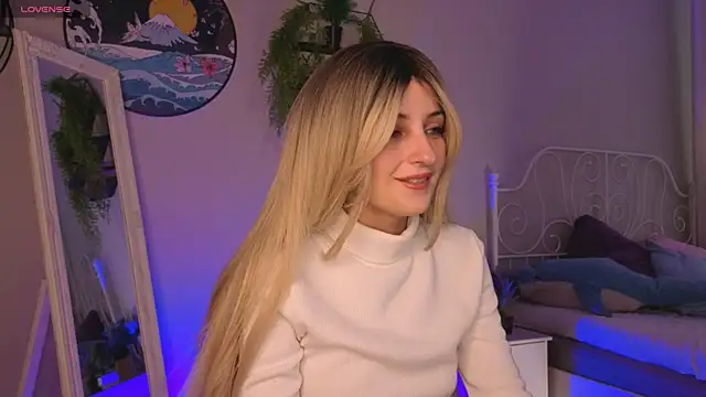 Snapshot of Katty_Lights chatting on September 18, 11:42 am Katty Lights online show from September 18, 11:42 am