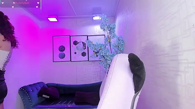 Theia moon online show from January 14, 1:27 pm