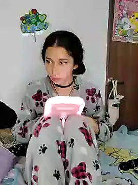 Queenjenn   online show from May 17, 7:51 am