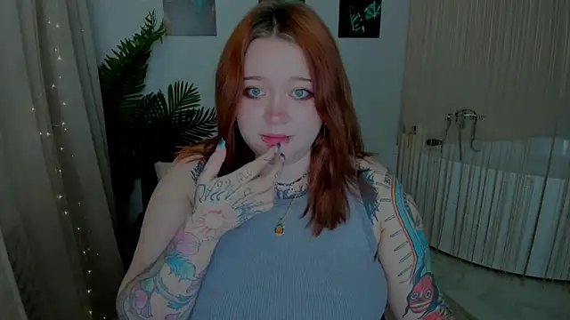 MoonLghte online show from September 30, 6:57 pm