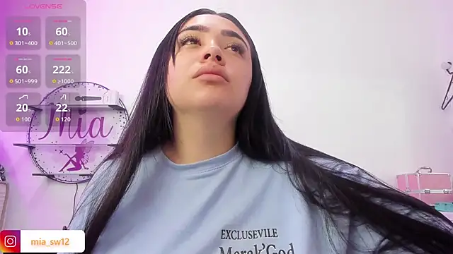 mia johns  online show from February 18, 10:14 am