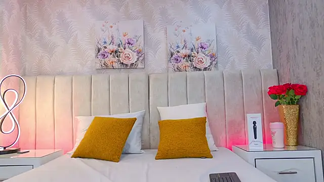 MeganCruzGB online show from October 21, 12:31 pm