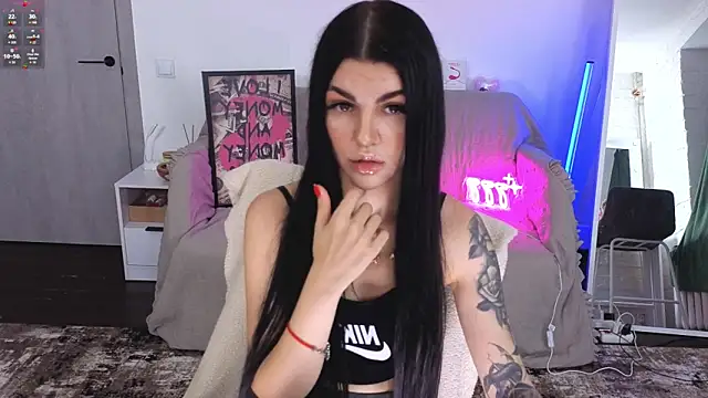 Tiffany lab online show from November 17, 1:23 pm