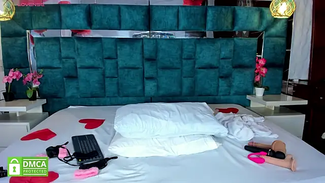 valtira nova online show from February 19, 6:51 pm