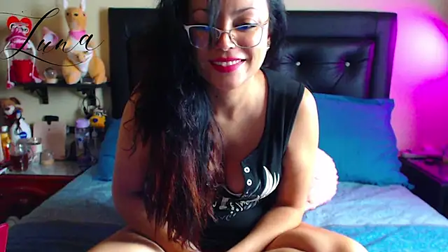 Lunavega1 online show from June 16, 6:31 pm