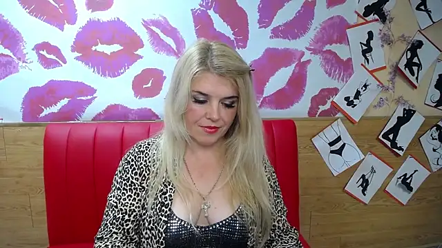 Snapshot of Julya_Barbi chatting on September 30, 5:46 am Julya Barbi online show from September 30, 5:46 am