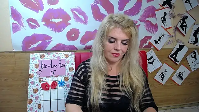 Snapshot of Julya_Barbi chatting on September 20, 5:33 pm Julya Barbi online show from September 20, 5:33 pm
