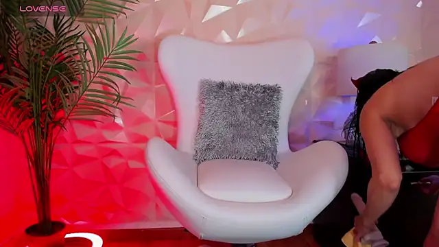 Snapshot of Valery_Diamond chatting on September 22, 1:59 am Valery Diamond online show from September 22, 1:59 am
