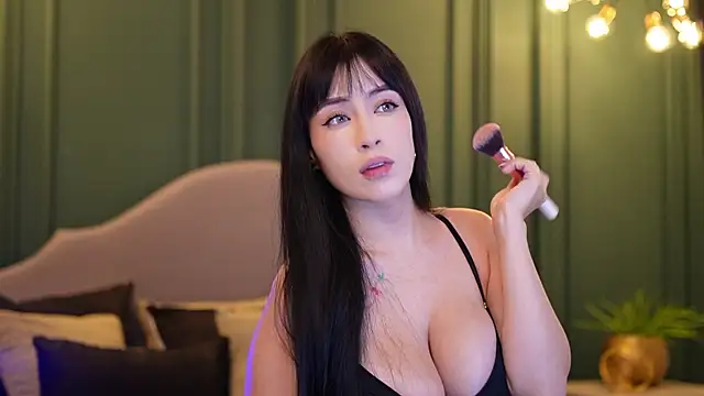 ArwenMuse online show from October 28, 9:30 pm