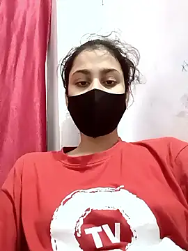 Snapshot of magicmoment00786 chatting on October 6, 1:39 pm magicmoment00786 online show from October 6, 1:39 pm