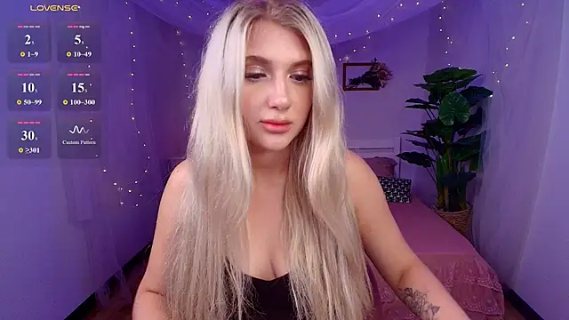 Evacadooo online show from July 7, 2:58 am
