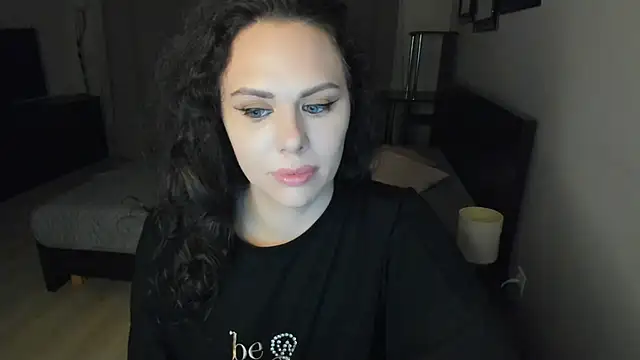 MollyCheiz online show from September 8, 11:48 pm