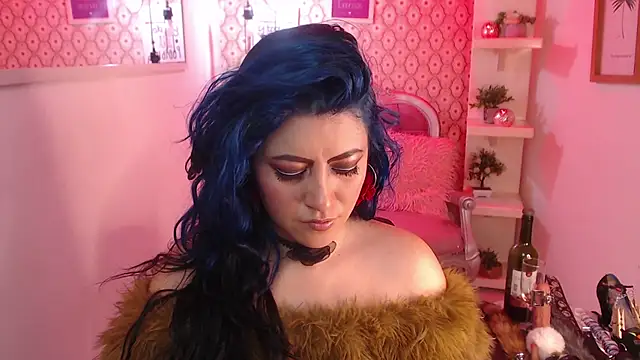 Snapshot of scarleth_blue chatting on October 2, 3:22 am scarleth blue online show from October 2, 3:22 am