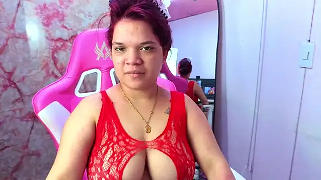 MelanyCarter18 online show from June 18, 2:11 pm