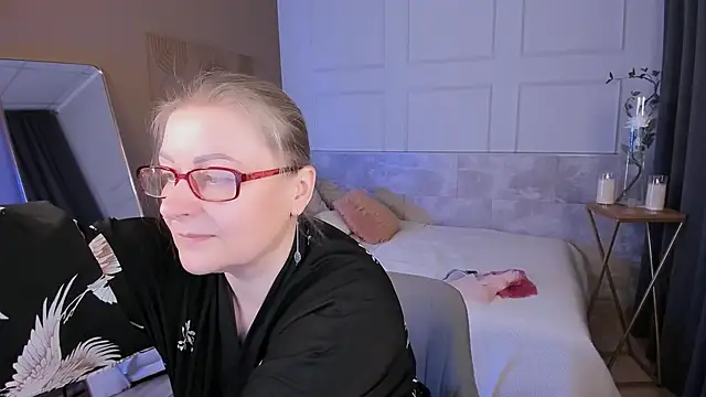 AlexandraKind online show from March 17, 8:46 pm