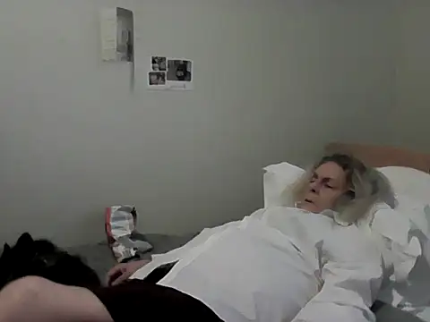 Latex shantie online show from February 1, 11:53 am